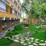 Hotel Sara