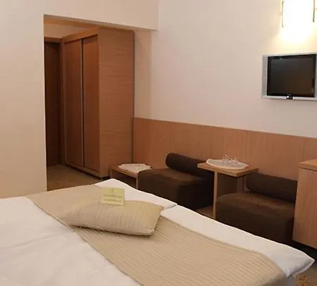 Отель Sara Нептун