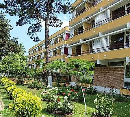 Sara Hotel 3*