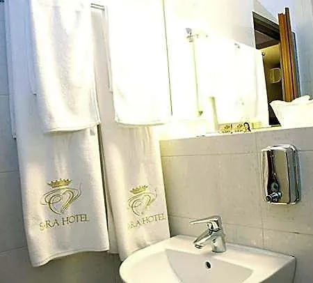 Hotel Sara 3*