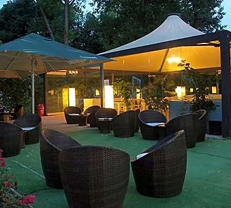 Sara Hotel